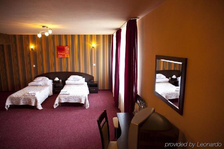 Hotel Horyzont Rzeszów Værelse billede